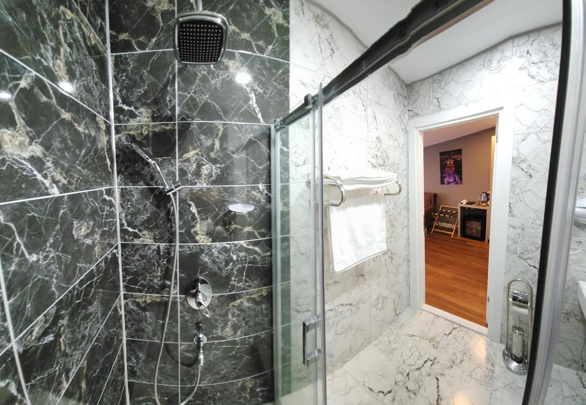 Goekotta Suite Istanbul Exterior photo